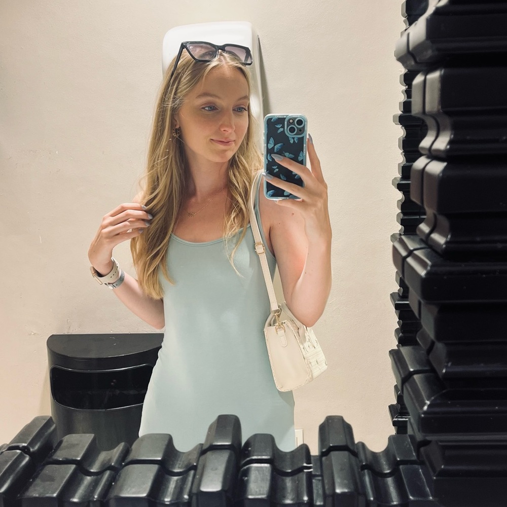 Meet your Posher, April